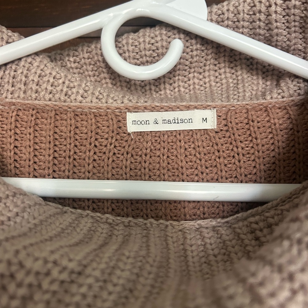 Moon & Madison Women's Sweater - Pink